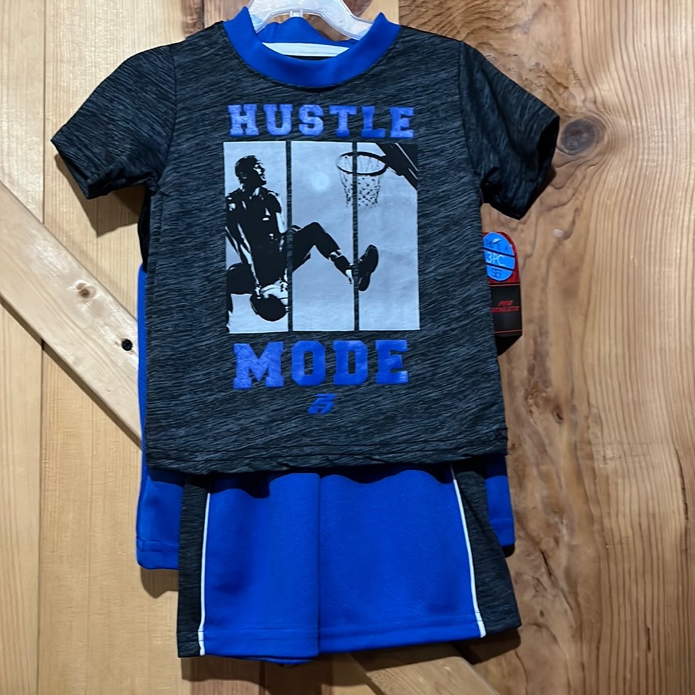 NWT Pro athletic performance 3PC. set Sz 12 mo tee shirt muscle shirt,short set